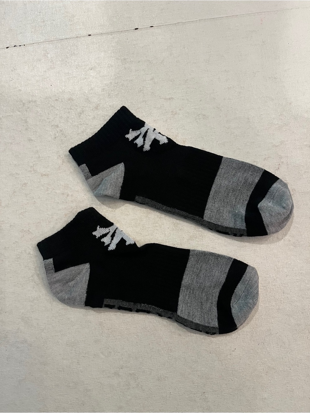 Vintage Zoo York Black & Gray Low-Cut Athletic Socks.